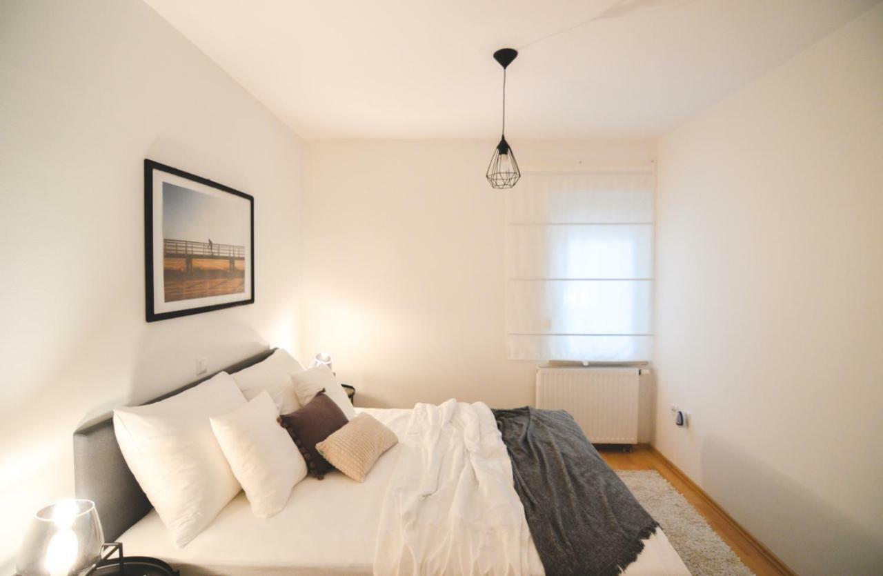 Apartments Lucija ザダル エクステリア 写真