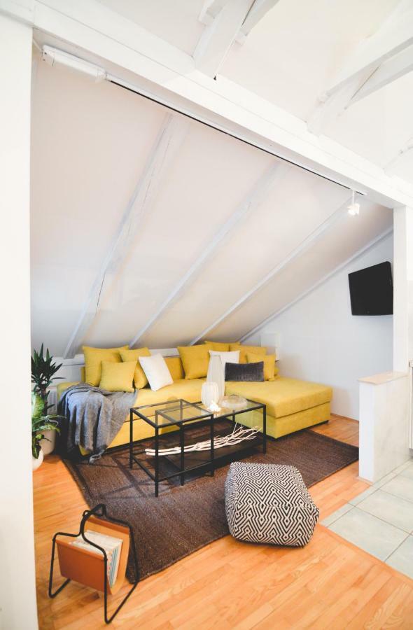 Apartments Lucija ザダル エクステリア 写真