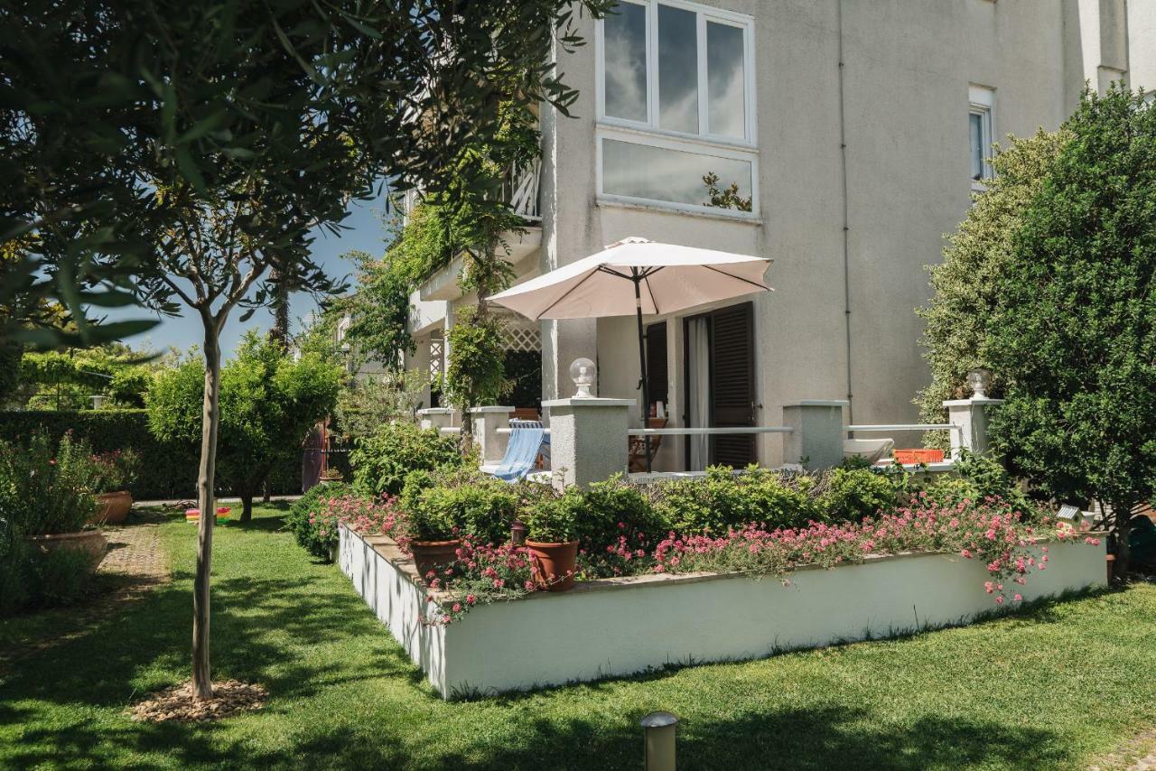 Apartments Lucija ザダル エクステリア 写真
