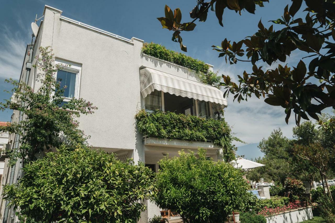 Apartments Lucija ザダル エクステリア 写真